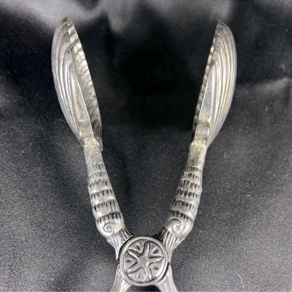 Godinger Silver Seahorse & Clam Shell Salad/Serving Tongs 11” Nautical